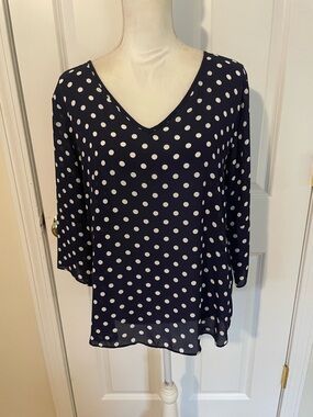 Sioni Navy and White Polka Dot V-Neck Blouse